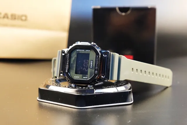 Casio G-Shock DW-5600 Relógio digital esportivo verde oliva camo 3