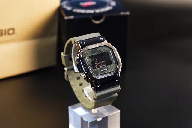 Casio G-Shock DW-5600 Relógio digital esportivo verde oliva camo 8