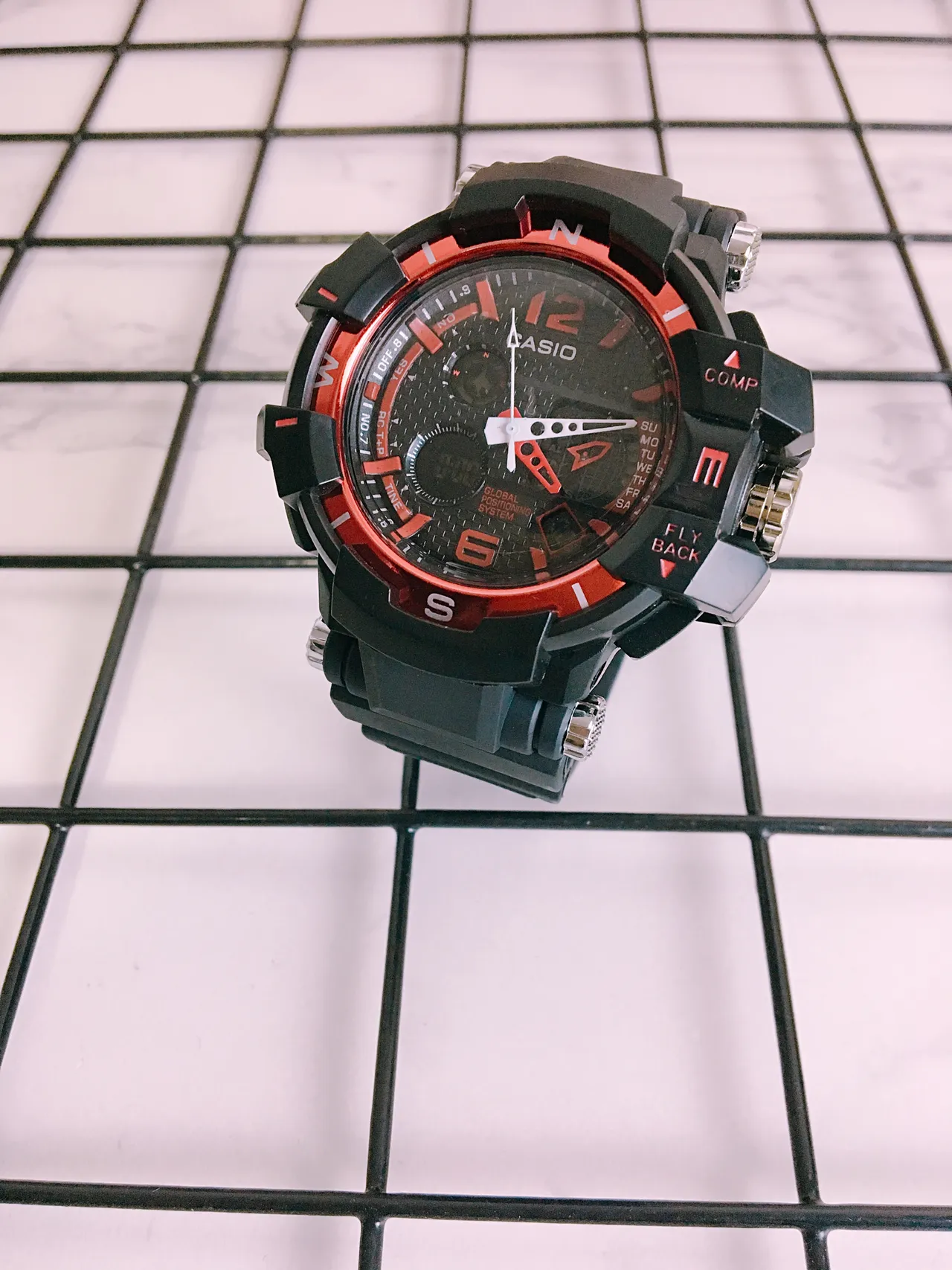 Casio G-Shock GPS Series Montre Rugged Sportive Noire et Rouge 2