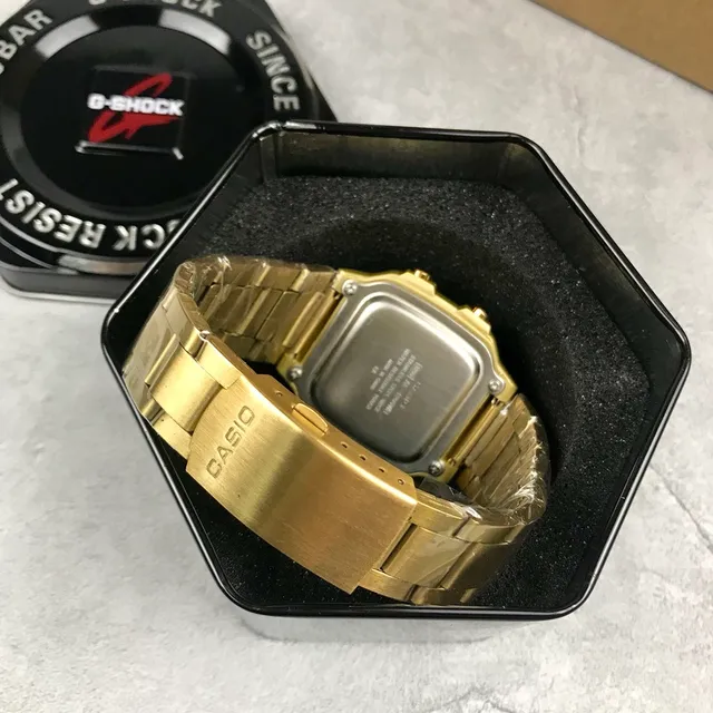 Casio Montre Quartz Hybride Digital-Analogique en Acier Inoxydable Carrée Or Noir 2