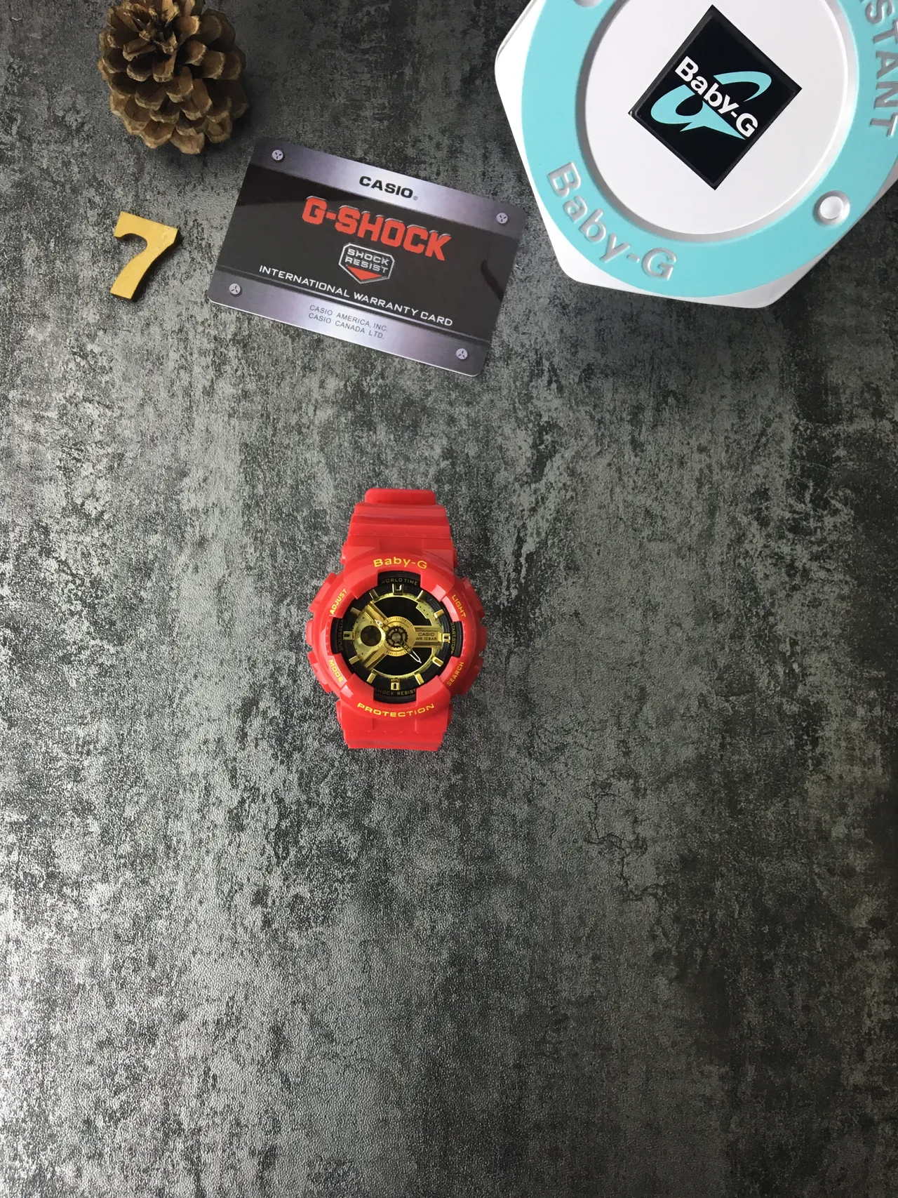 Casio Red Gold Construção Resistente de Resina Analog-Digital Hybrid Display Watch 2