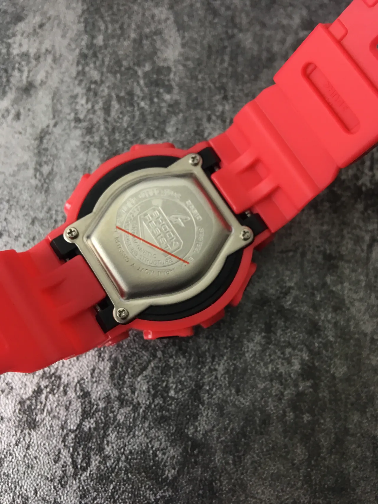 Casio Red Gold Construção Resistente de Resina Analog-Digital Hybrid Display Watch 3