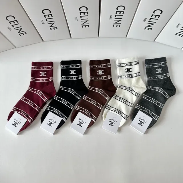 Celine Chaussettes Tricotées à Côtes Burdeos Noir avec Bande Logo et Poignet 2