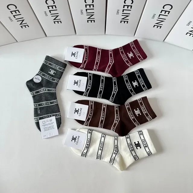 Celine Chaussettes Tricotées à Côtes Burdeos Noir avec Bande Logo et Poignet 6