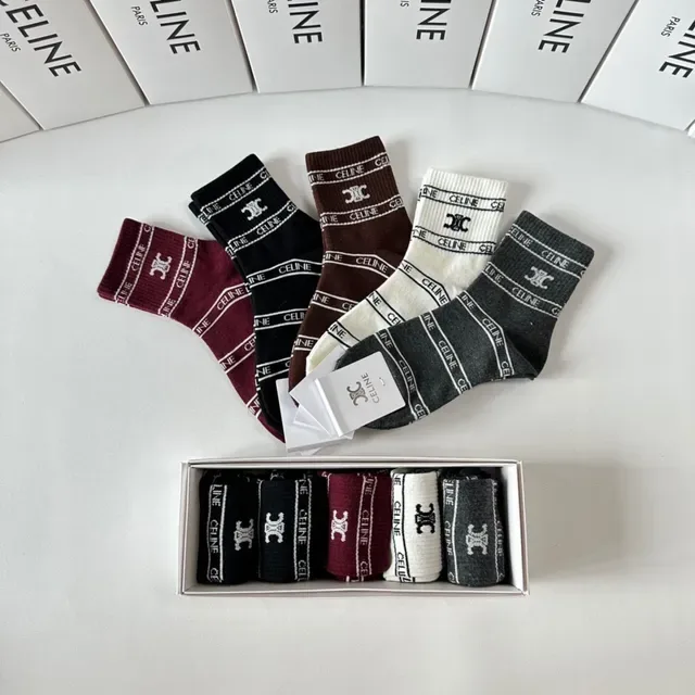 Celine Chaussettes Tricotées à Côtes Burdeos Noir avec Bande Logo et Poignet 8