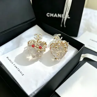 Chanel Bijoux Fantaisie Heart Crystal Pearl Earrings