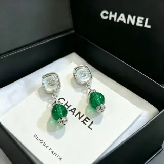 Chanel Bijoux Fantaisie 正方形顶绿色珠子流苏耳环