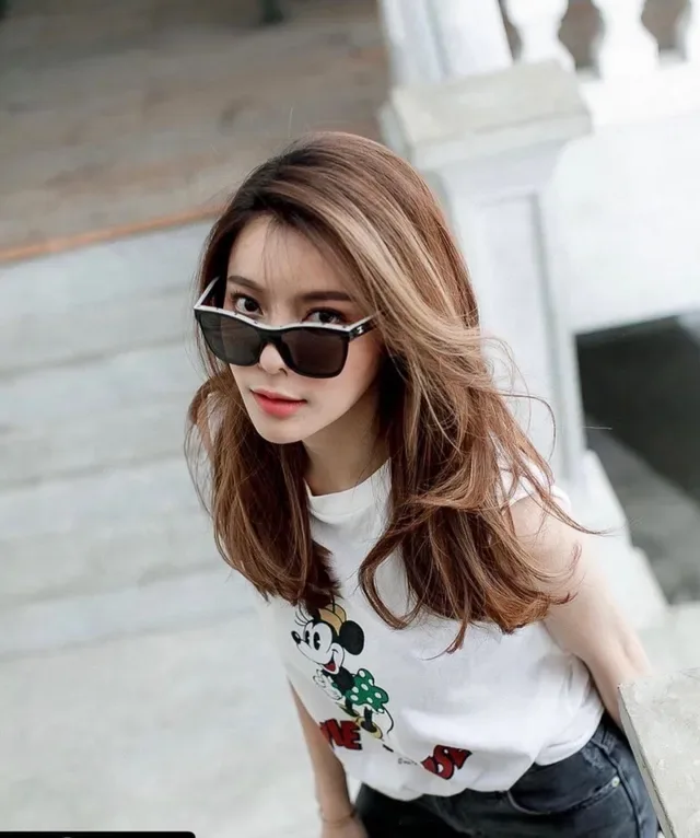 Chanel Black and White Acetate Double-Bar Sunglasses 3