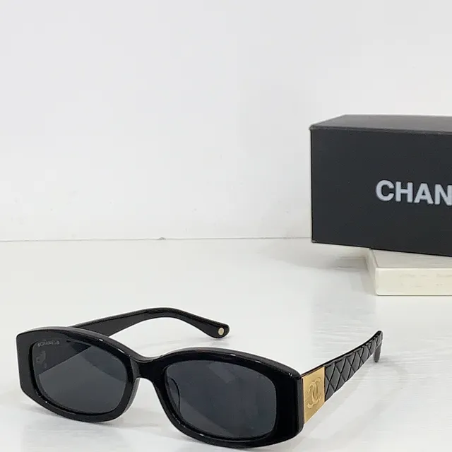 Chanel Brown Gold Rectangular Tortoiseshell Frame Quilted Temple Detail Sunglasses 5