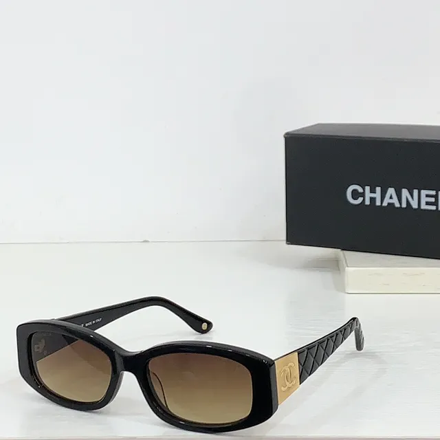 Chanel Brown Gold Rectangular Tortoiseshell Frame Quilted Temple Detail Sunglasses 7