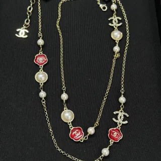 Chanel Camellia मोती हार सुनहरी टोन लाल एनामेल हार