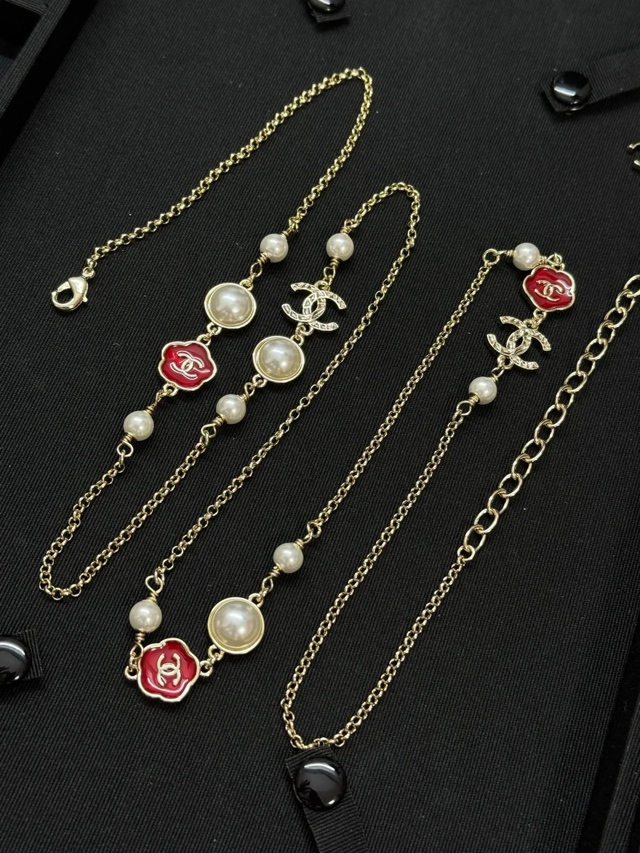 Chanel Camellia Pearl Necklace Gold Tone Red Enamel Necklaces 3