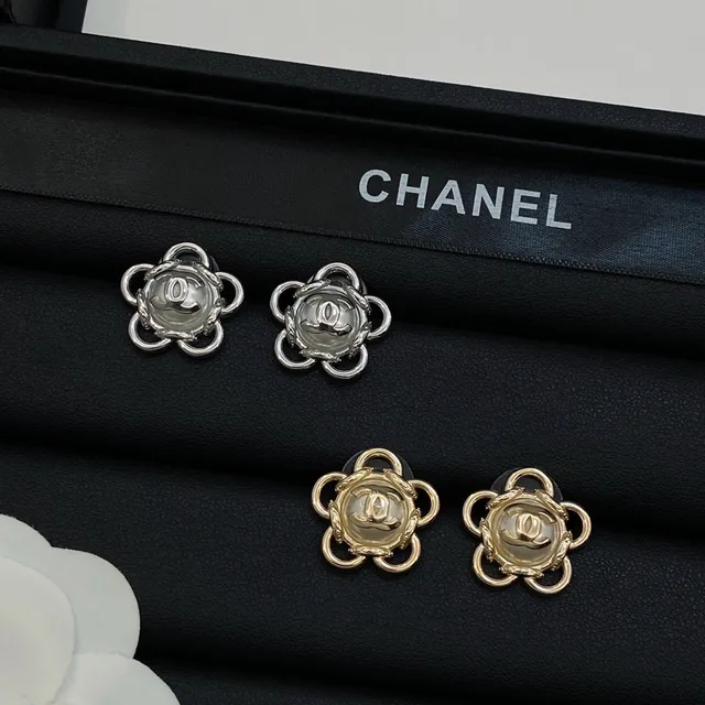 Chanel Camellia Silver Gold Flower-Shaped Metal-and-Resin Earrings 6