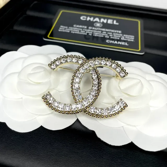 Chanel CC Brooch Crystal-Pavé Silver-Tone Brooches 5