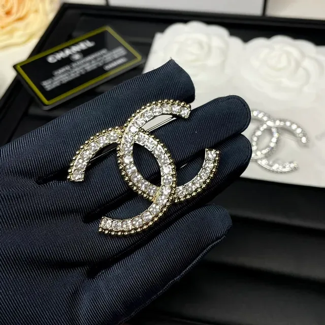 Chanel CC Brooch Crystal-Pavé Silver-Tone Brooches 9