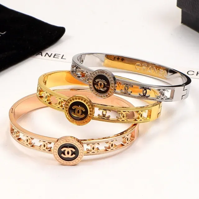 Chanel CC Logo 黄金银色 铰链 interlocking 中牌 手镯 6