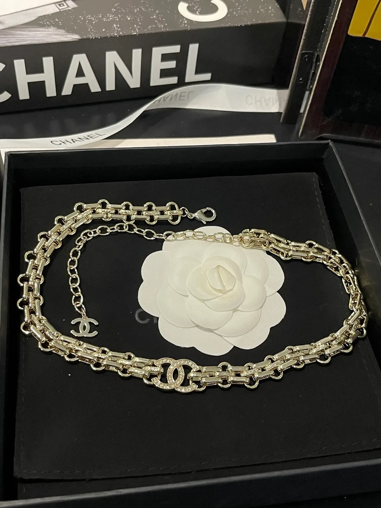 Chanel CC Logo Chain Necklace Silver-Toned Crystal-Embellished Necklaces 4