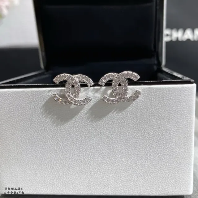 Chanel CC Logo Stud Silver Transparent Pavé-Set Crystals Interlocking Earrings 5