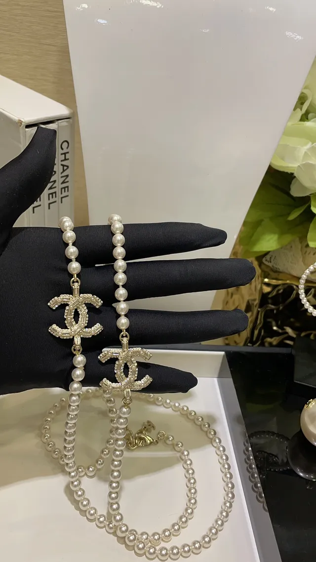 Chanel CC Pearl Necklace White Gold Double-Strand Crystal-Embellished Logo Necklace 7