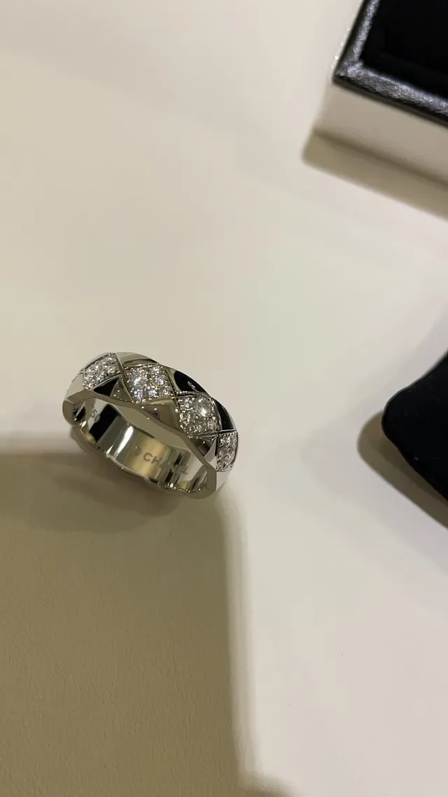 Chanel Coco Crush Quilted Diamond Pavé Wide Band Ring 9