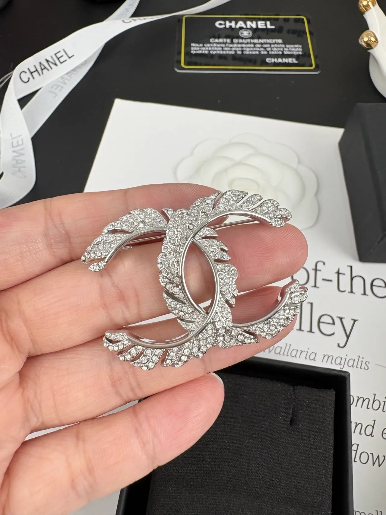 Chanel Feather CC Crystal Brooch 6