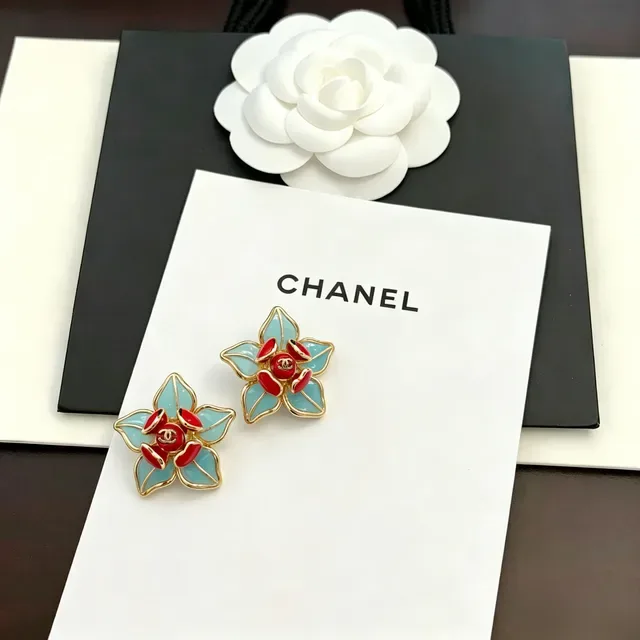 Chanel Floral Enamel Stud Earrings 5