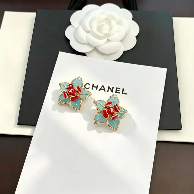 Chanel Floral Enamel Stud Earrings 7