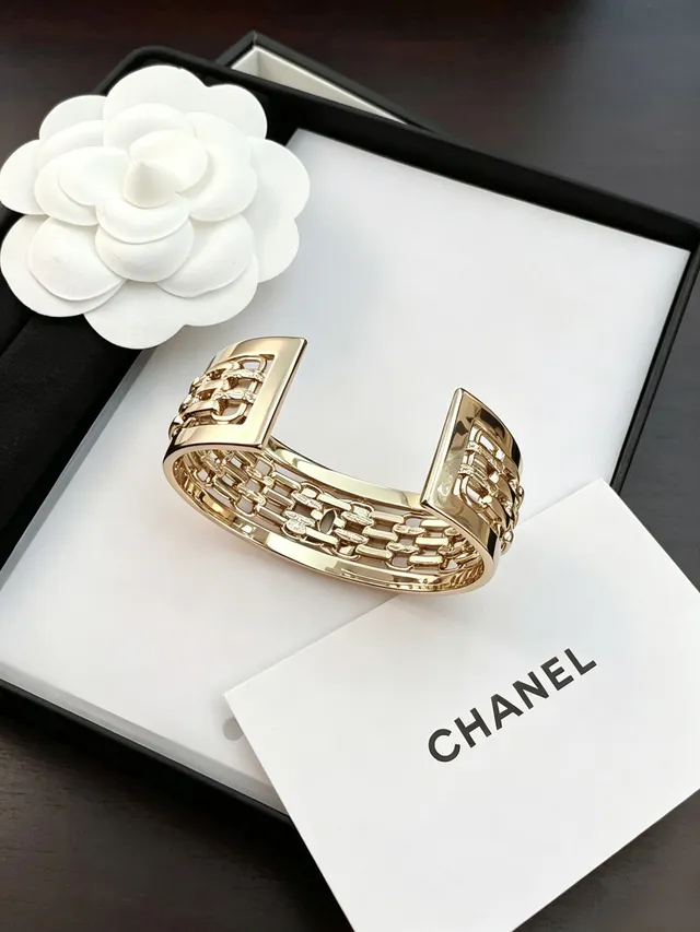 Chanel Gold White Wide Cuff Chain-Link Motif Bracelet 2