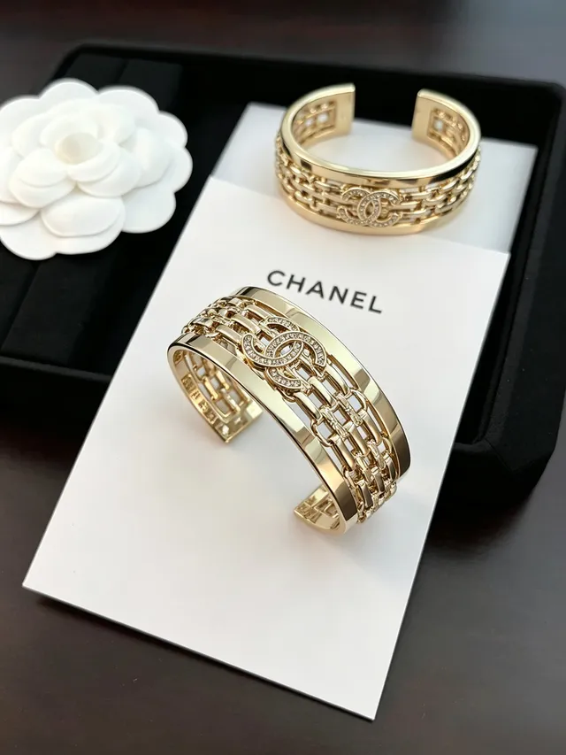 Chanel Gold White Wide Cuff Chain-Link Motif Bracelet 6