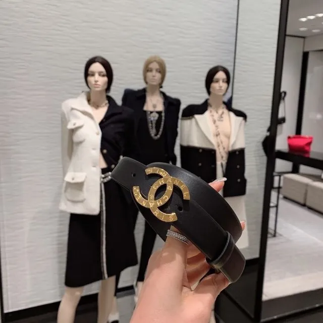 Chanel Interlocking CC Buckle Black Leather Belt 9
