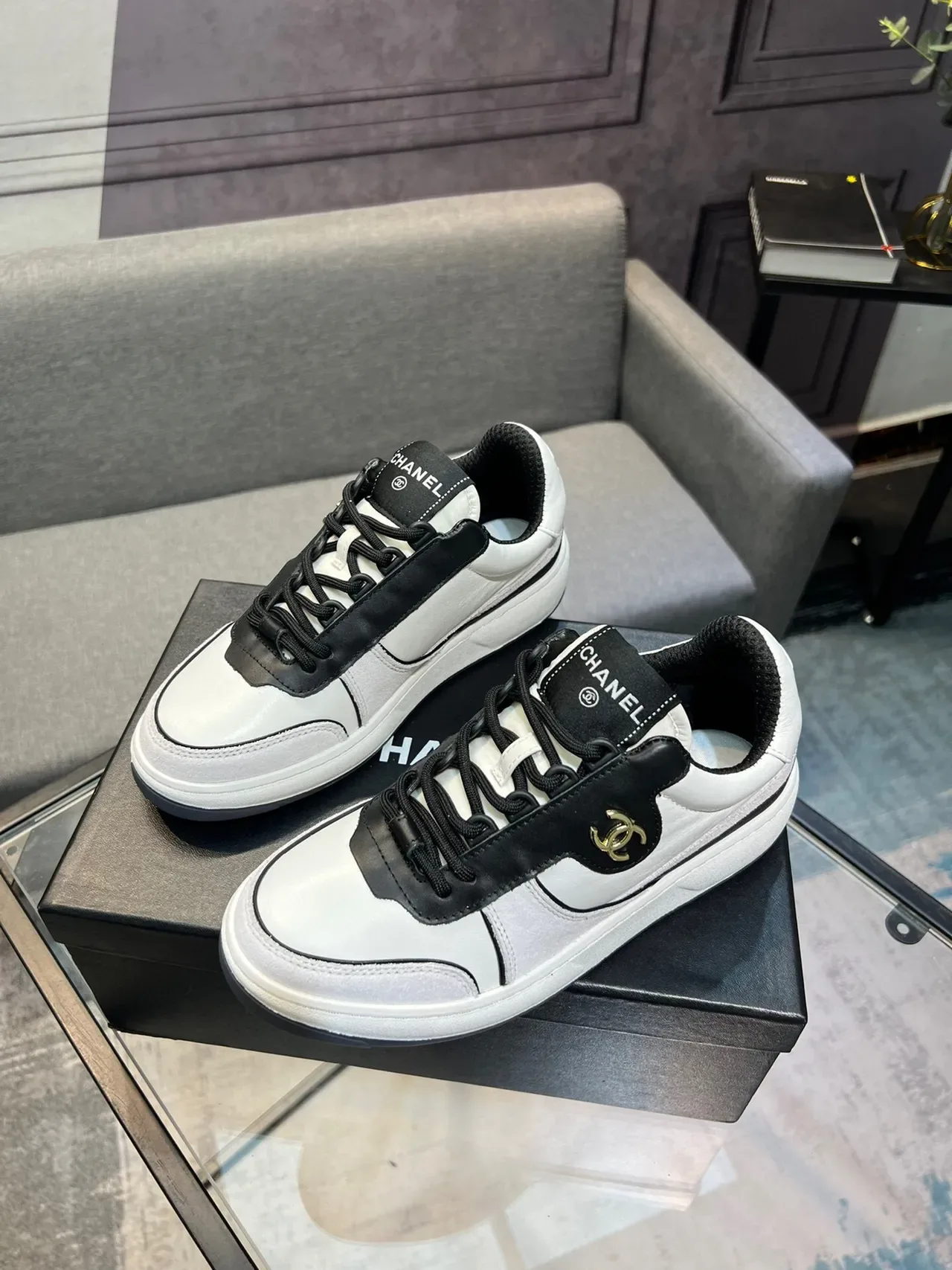 Chanel Lifestyle Sneaker White Black Low-Top Two-Tone Lifestyle Sneakers 3