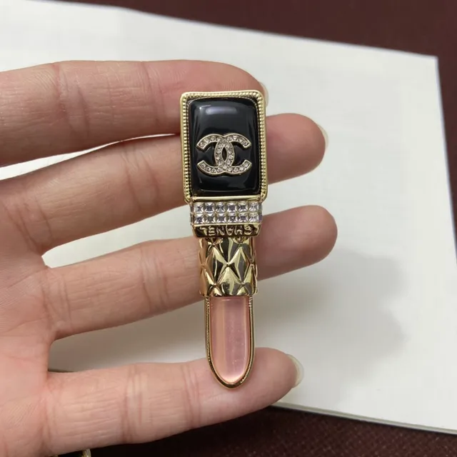 Chanel Lipstick Pendant Gold Black Curb Chain Enamel Pendants Necklace 2