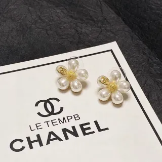 Chanel मोती फूल सोने जैसा CC सेंटर कान की झांसी