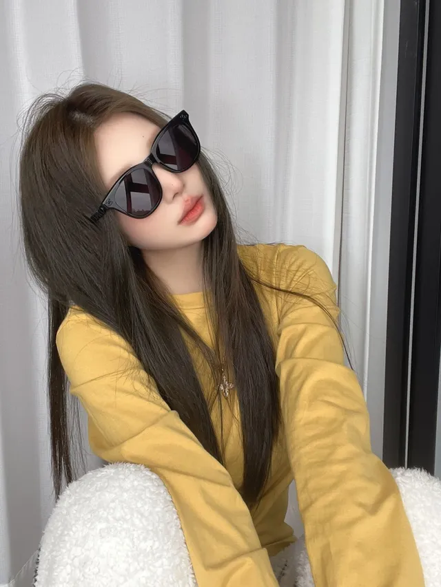 Chanel Rectangular Cat-Eye CC Logo Sunglasses 4