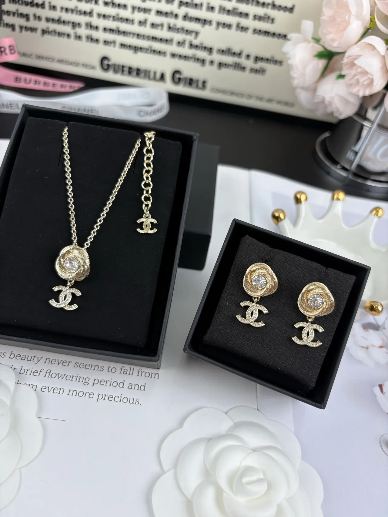 Chanel Rose Pendant Gold Transparent Chain Swirling Necklace 8