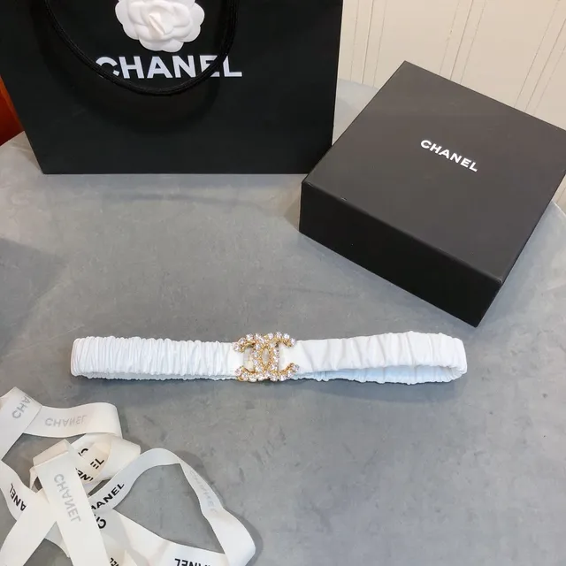 Chanel Ruched Belt White Gold Fabric Crystal-Embellished Interlocking CC Buckle Leather Belt 3
