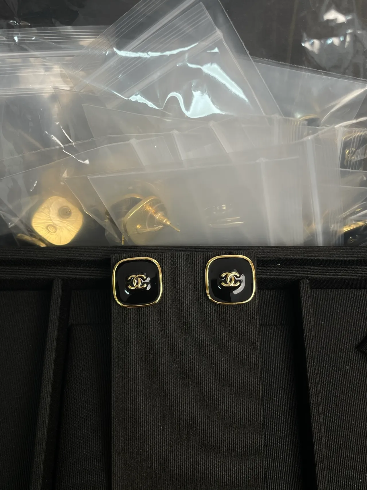 Chanel Square CC Black Red Enamel Studs Gold-Tone Metal Frame Earrings 7