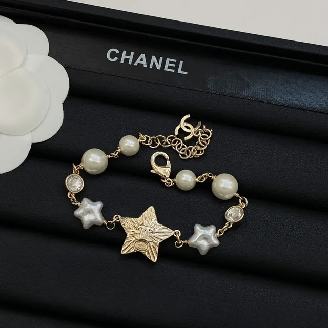 Chanel Pulseira com Motivo Estelar Pérola e Madreperla 2