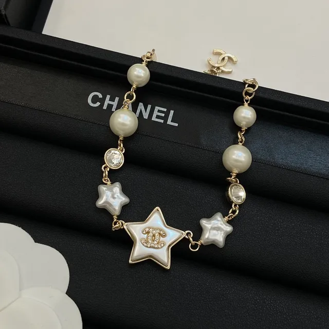 Chanel Pulseira com Motivo Estelar Pérola e Madreperla 3