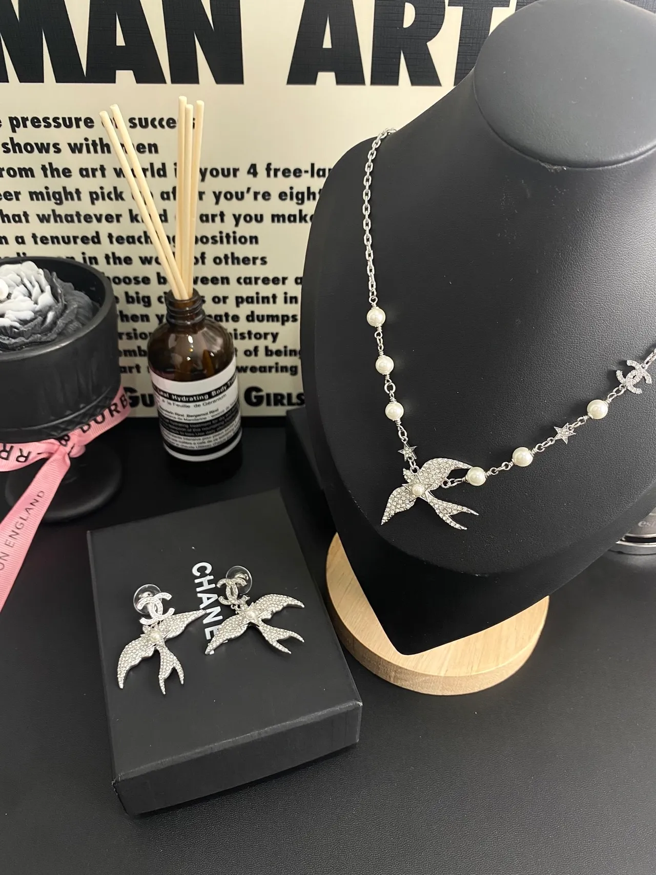 Chanel Swallow Pavé Crystal and Pearl Necklace 10
