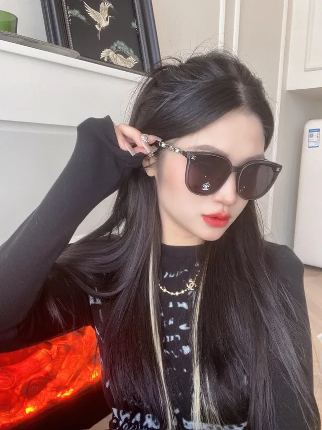 Chanel Trizia Cat-Eye Chain-Link Sunglasses 2