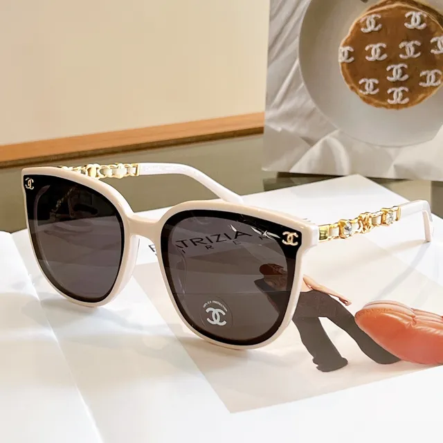 Chanel Trizia Cat-Eye Chain-Link Sunglasses 8