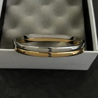 香奈儿 双色 interlocking CC Logo 手镯