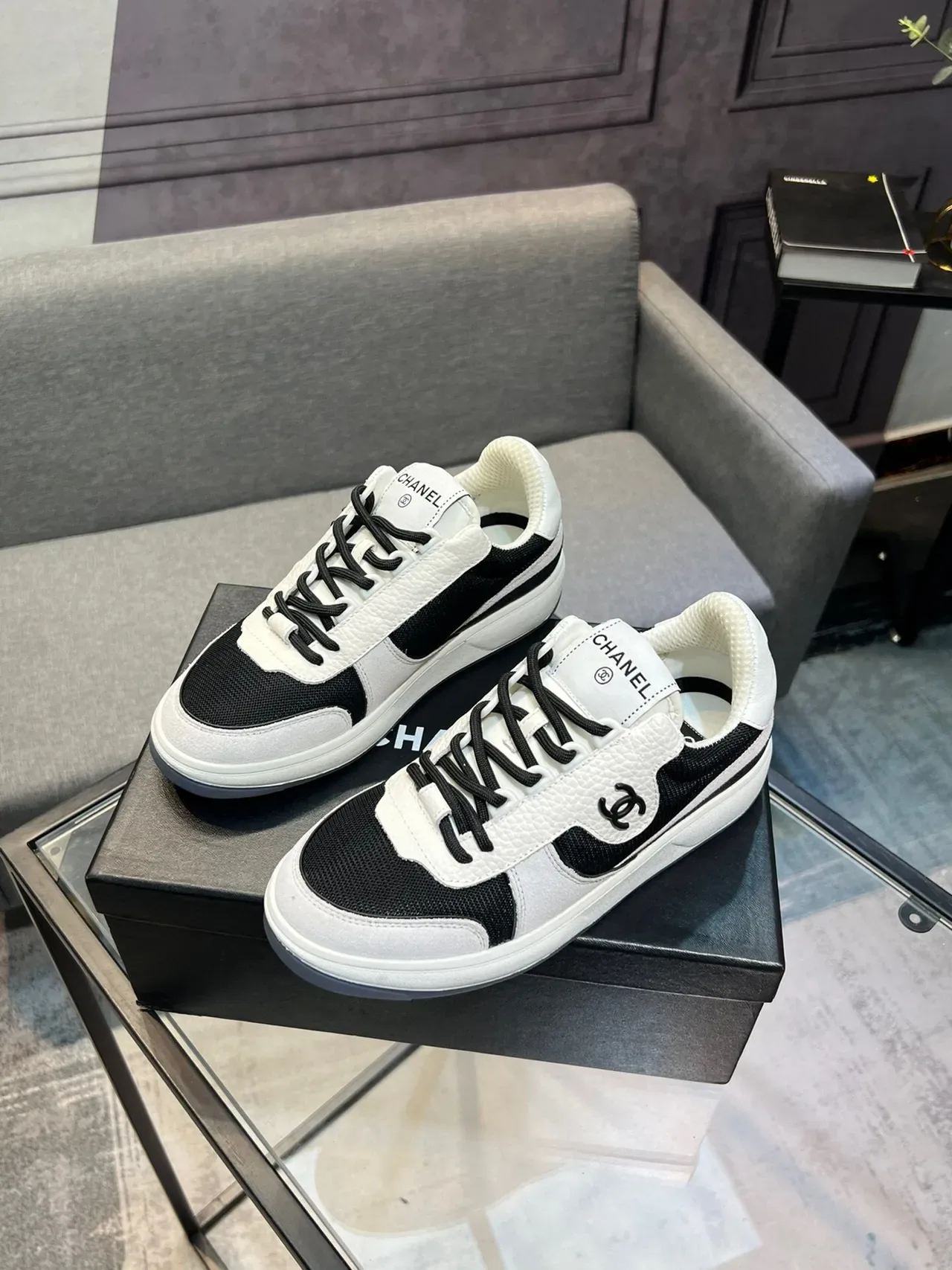 Chanel White Black Low-Top Color-Blocked Lifestyle Sneakers 3