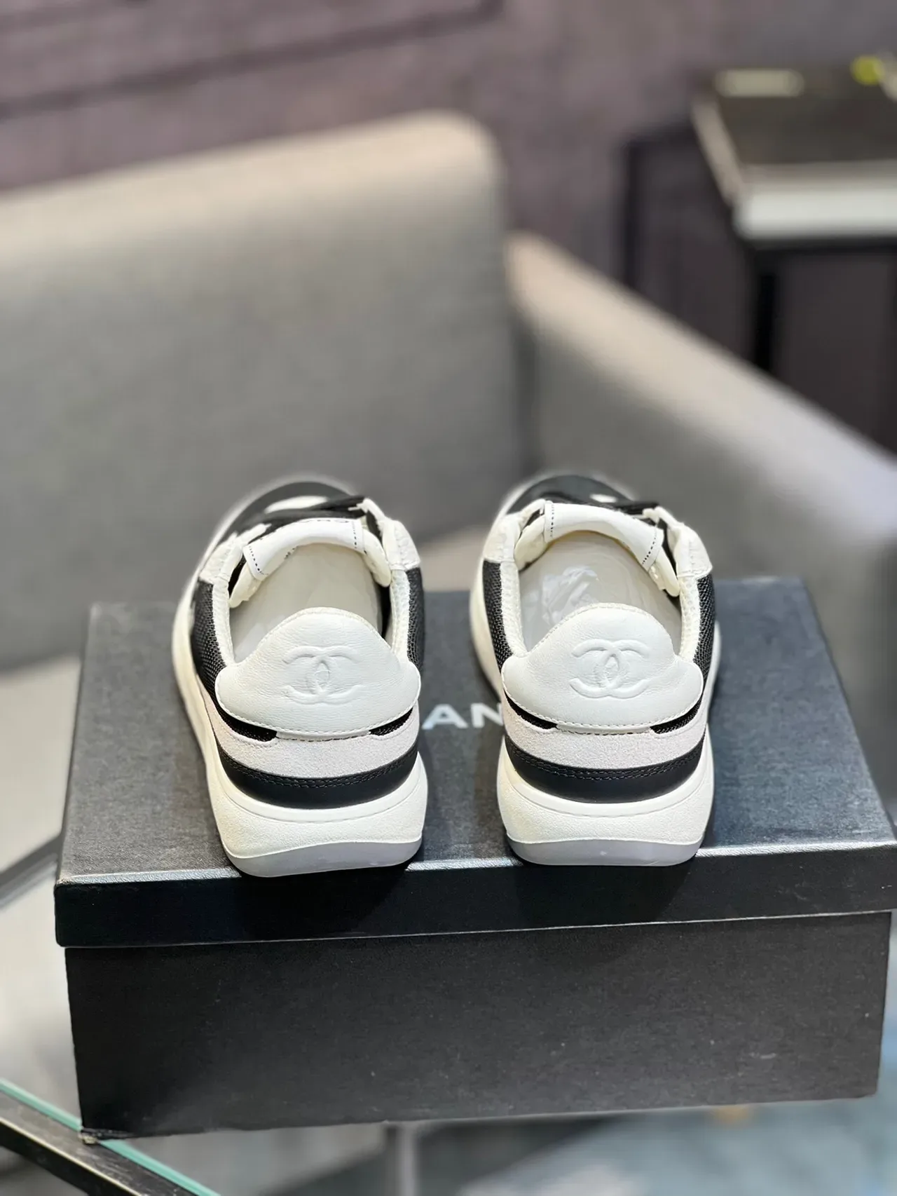 Chanel White Black Low-Top Color-Blocked Lifestyle Sneakers 8