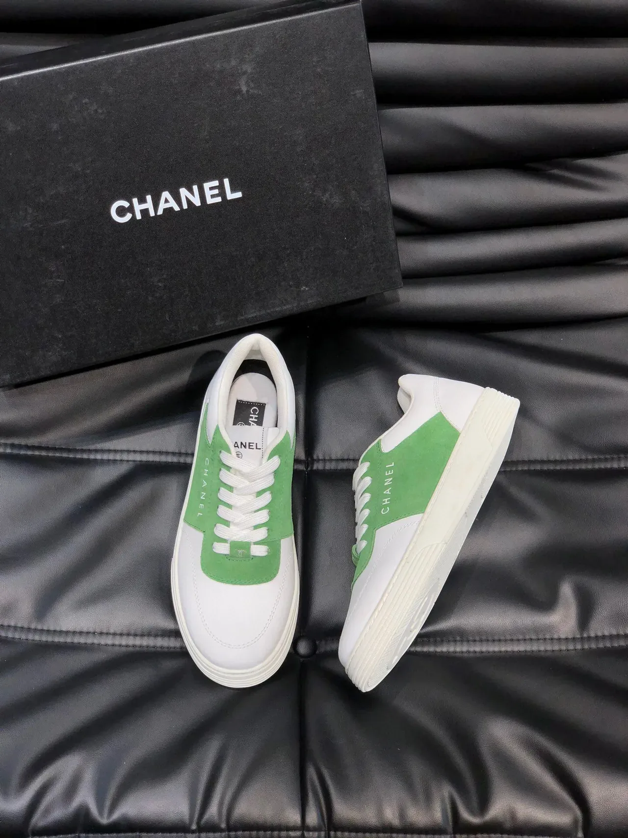 Chanel White Green Low-Top Two-Tone Sneakers 3