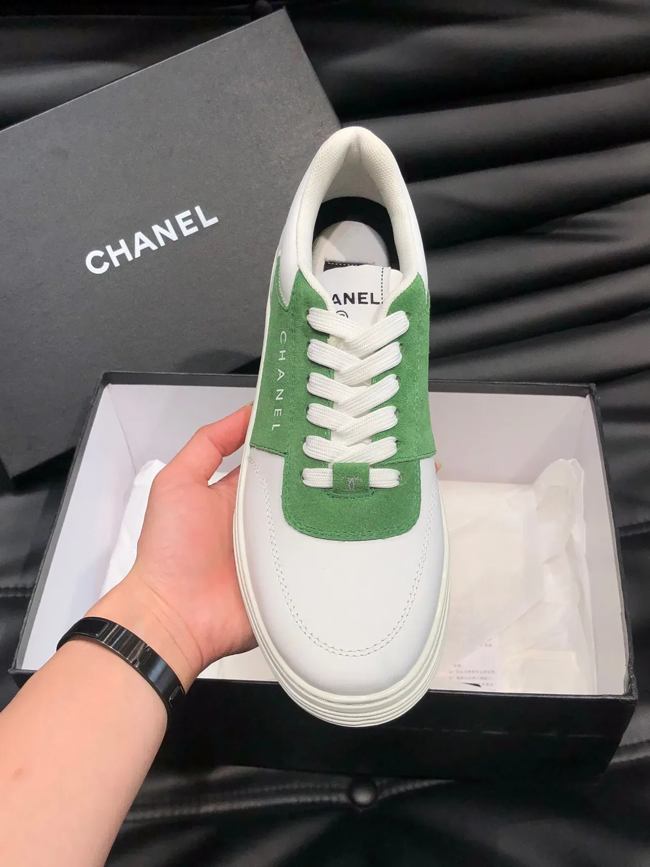 Chanel White Green Low-Top Two-Tone Sneakers 6