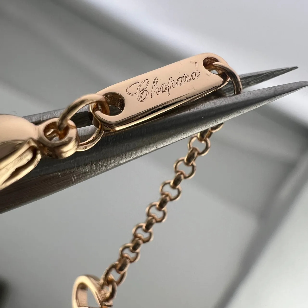 Chopard 银金心形镂空梨形和圆形宝石镶嵌项链 2