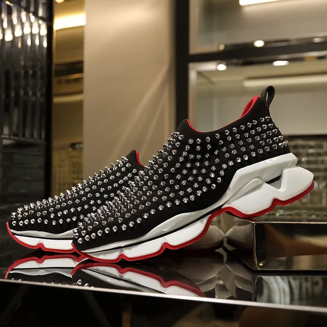 Christian Louboutin Baskets Chunky à Clous Noires et Rouges à Enfiler 5
