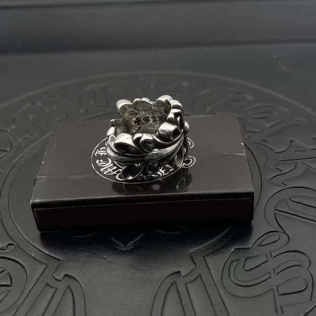 Chrome Hearts Bague Croix Fleur Argentée Motif Floral Métal Haute Brillance 5